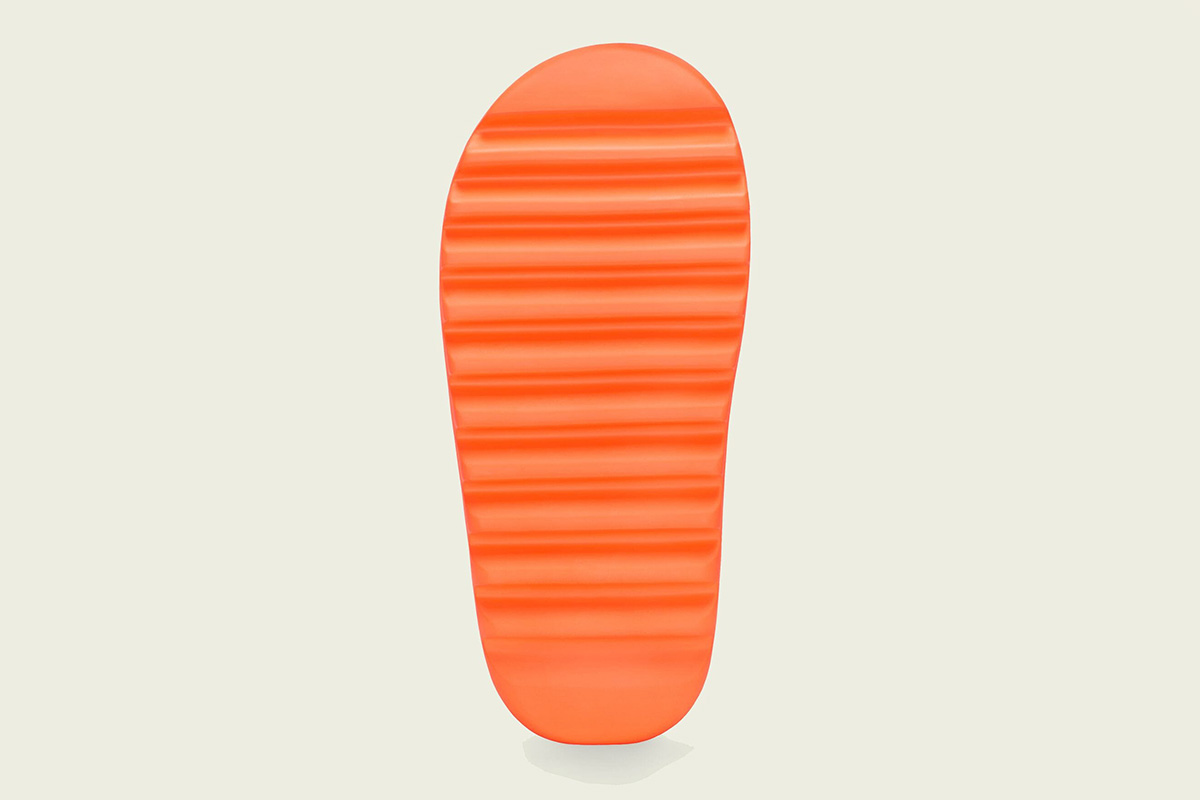Adidas Yeezy Slides 'Enflame Orange' - Image 4