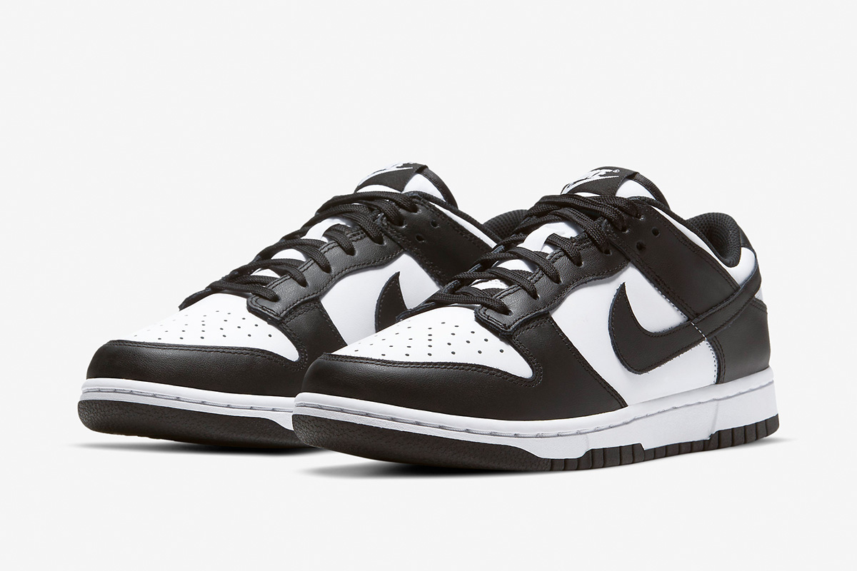 Wmns Nike Dunk Low 'Black White' - Image 3