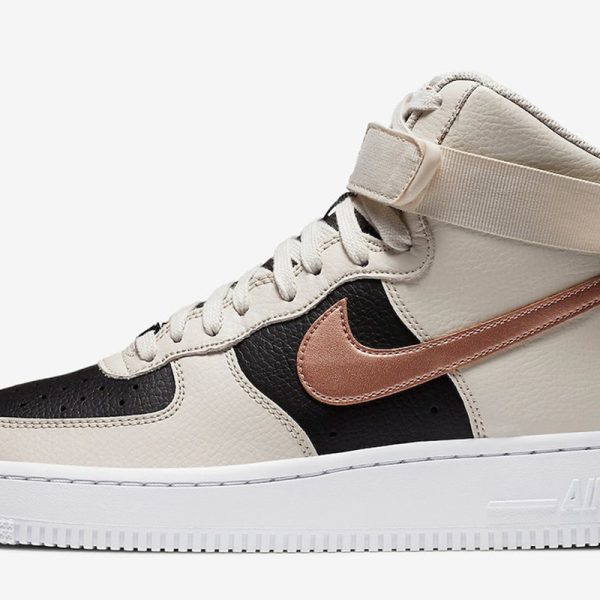 Wmns Nike Air Force 1 High 'Light Wood Brown'