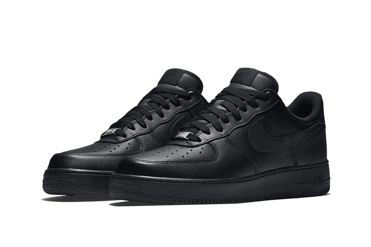 Nike Air Force 1 '07 'Black' - Image 2