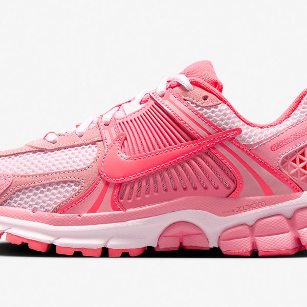 Wmns Nike Air Zoom Vomero 5 'Barbie'
