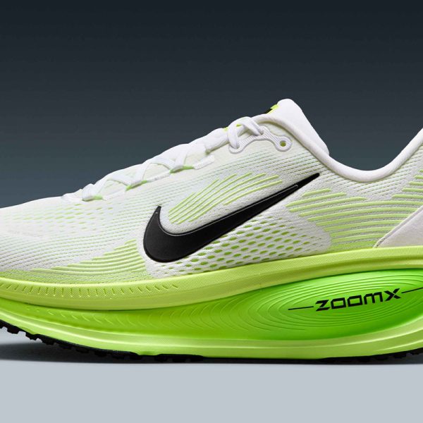 Nike Vomero 18 'Electric Green'