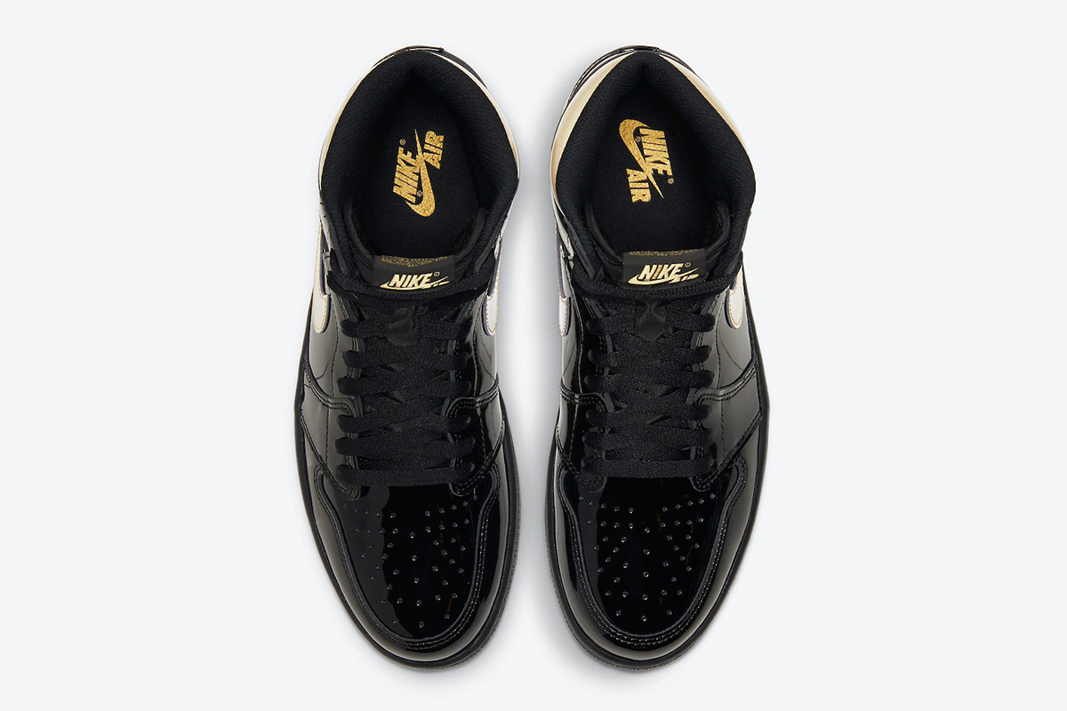Air Jordan 1 Retro High OG 'Black Metallic Gold' - Image 4