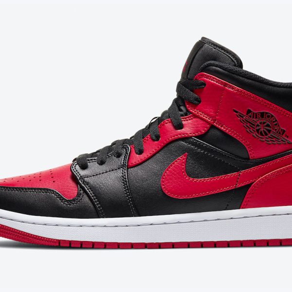 Air Jordan 1 Mid 'Banned'