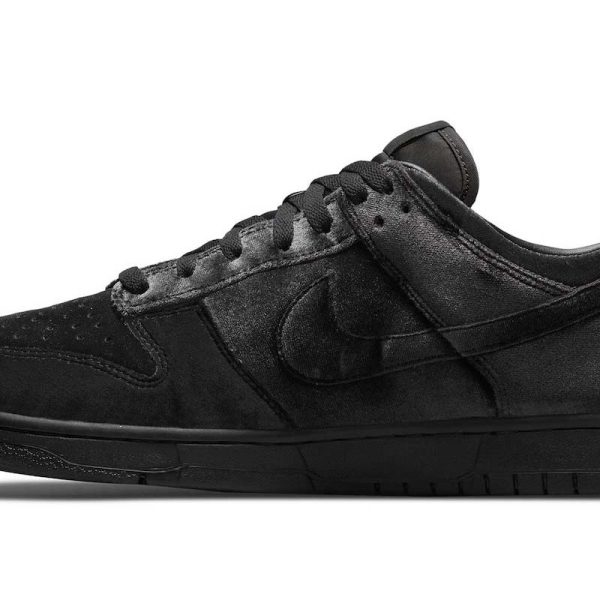 Dover Street Market x Nike Dunk Low 'Black Velvet'