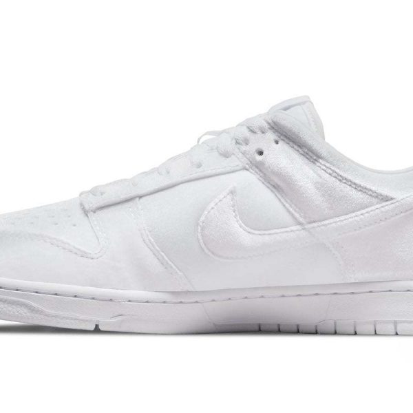 Dover Street Market x Nike Dunk Low 'White Velvet'