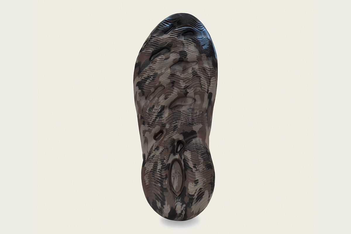 Adidas Yeezy Foam Runner 'MX Cinder' - Image 5