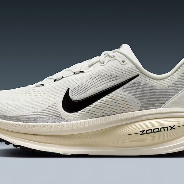 Nike Vomero 18 'Coconut Milk'