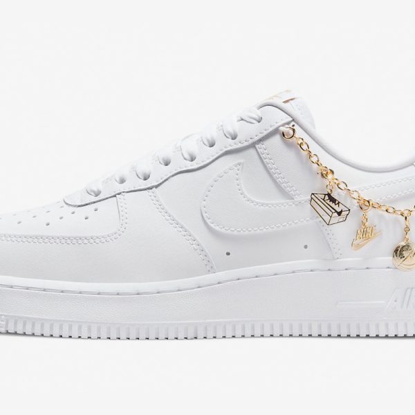 Wmns Nike Air Force 1 '07 LX 'Lucky Charms'