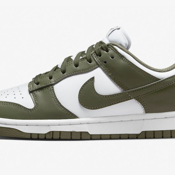Wmns Nike Dunk Low 'Medium Olive'