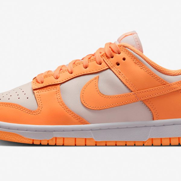Wmns Nike Dunk Low 'Peach Cream'