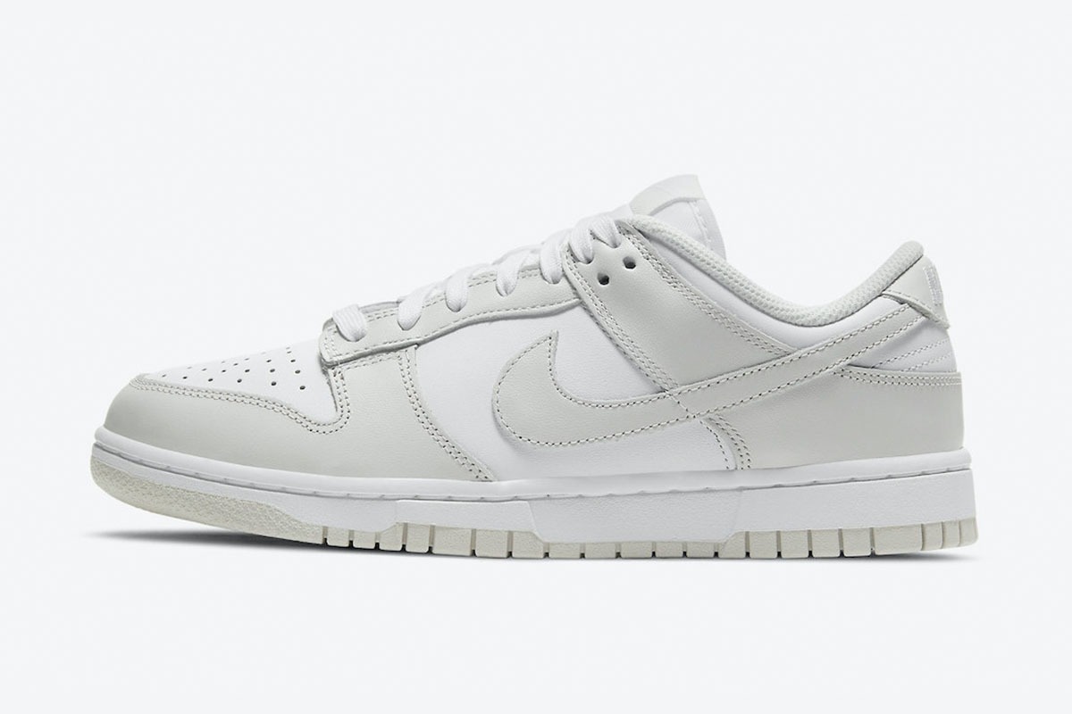Wmns Nike Dunk Low 'Photon Dust'
