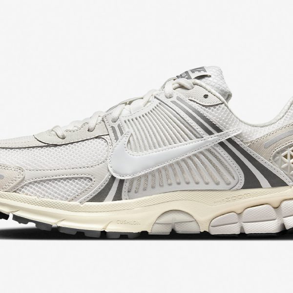 Nike Air Zoom Vomero 5 'Platinum Tint'