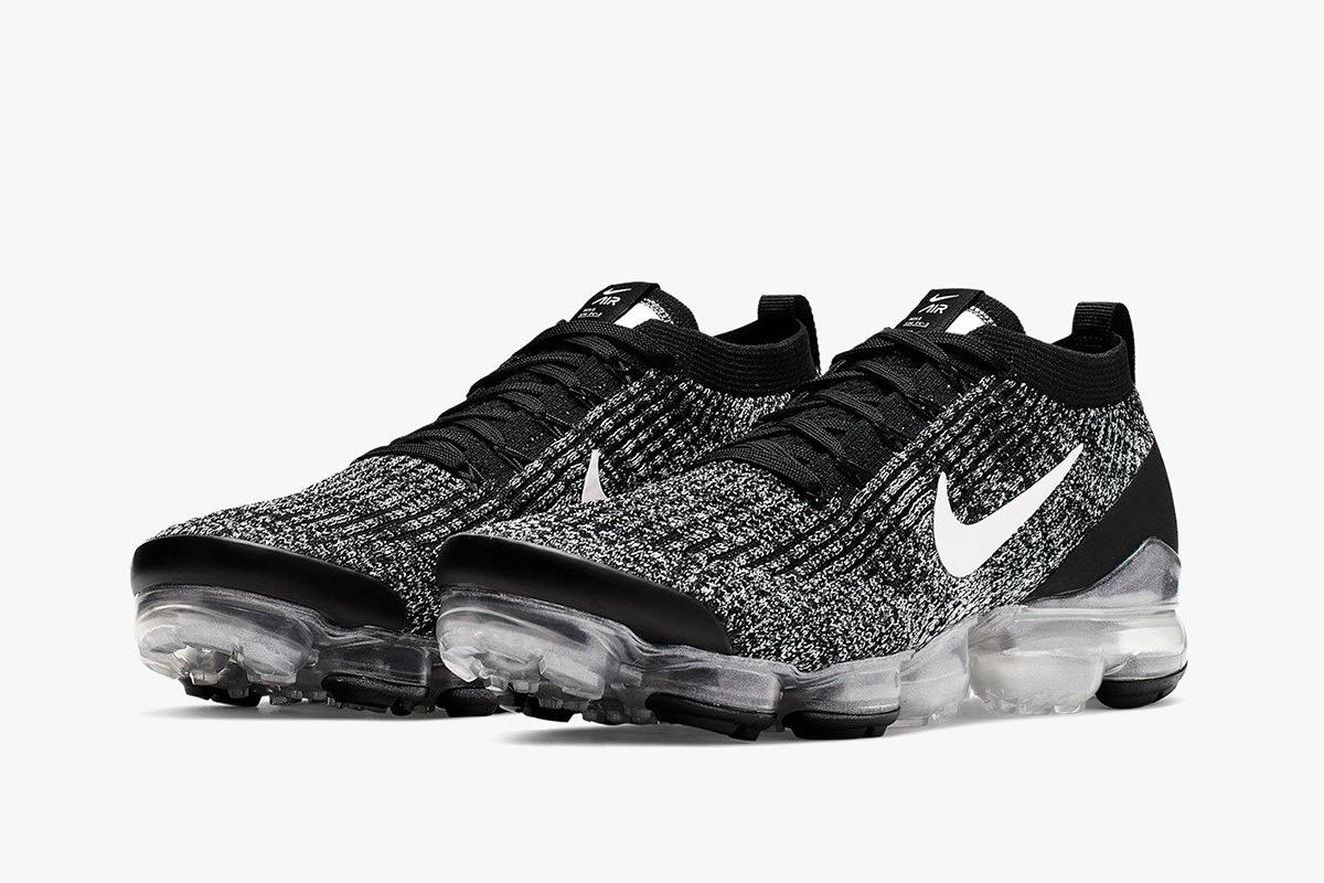 Nike Air VaporMax Flyknit 3 'Oreo' - Image 2