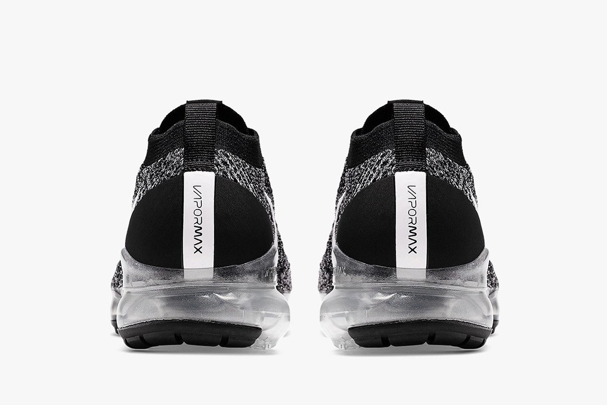 Nike Air VaporMax Flyknit 3 'Oreo' - Image 4