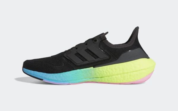 Adidas UltraBoost 22 'Black Multi Gradient'