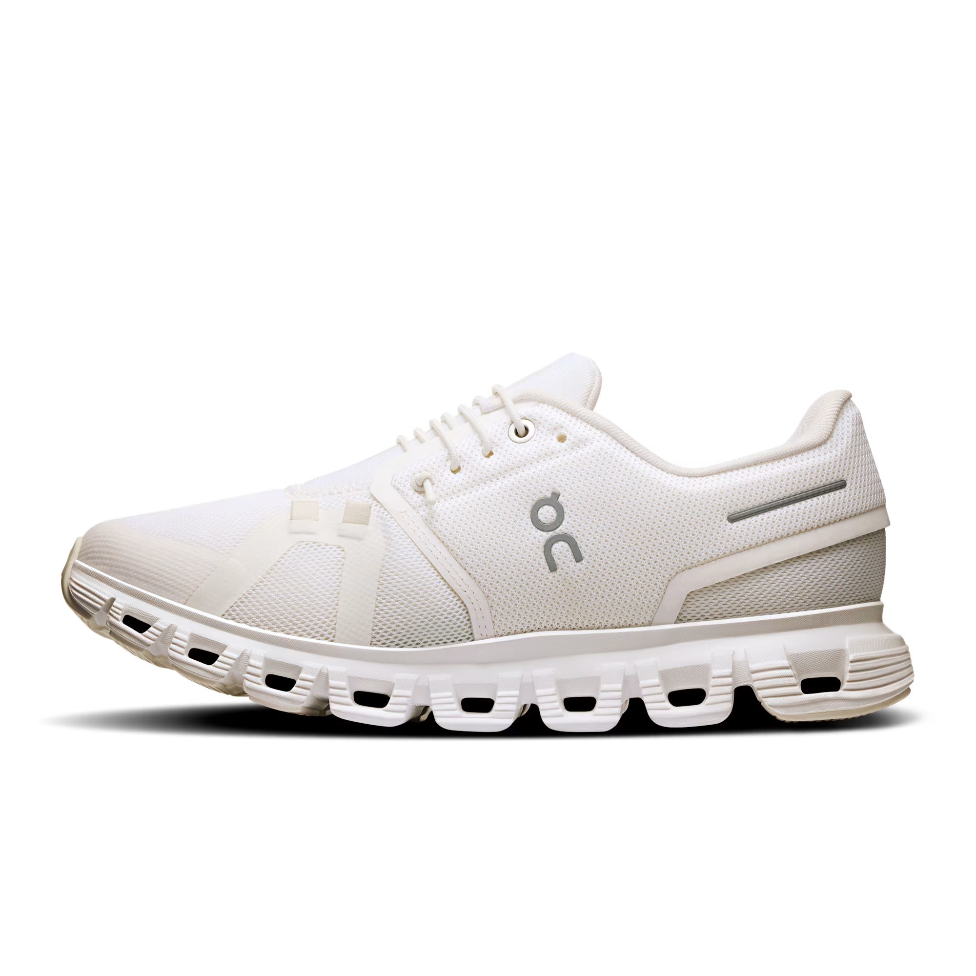 ON Wmns Cloud 6 'Triple White'